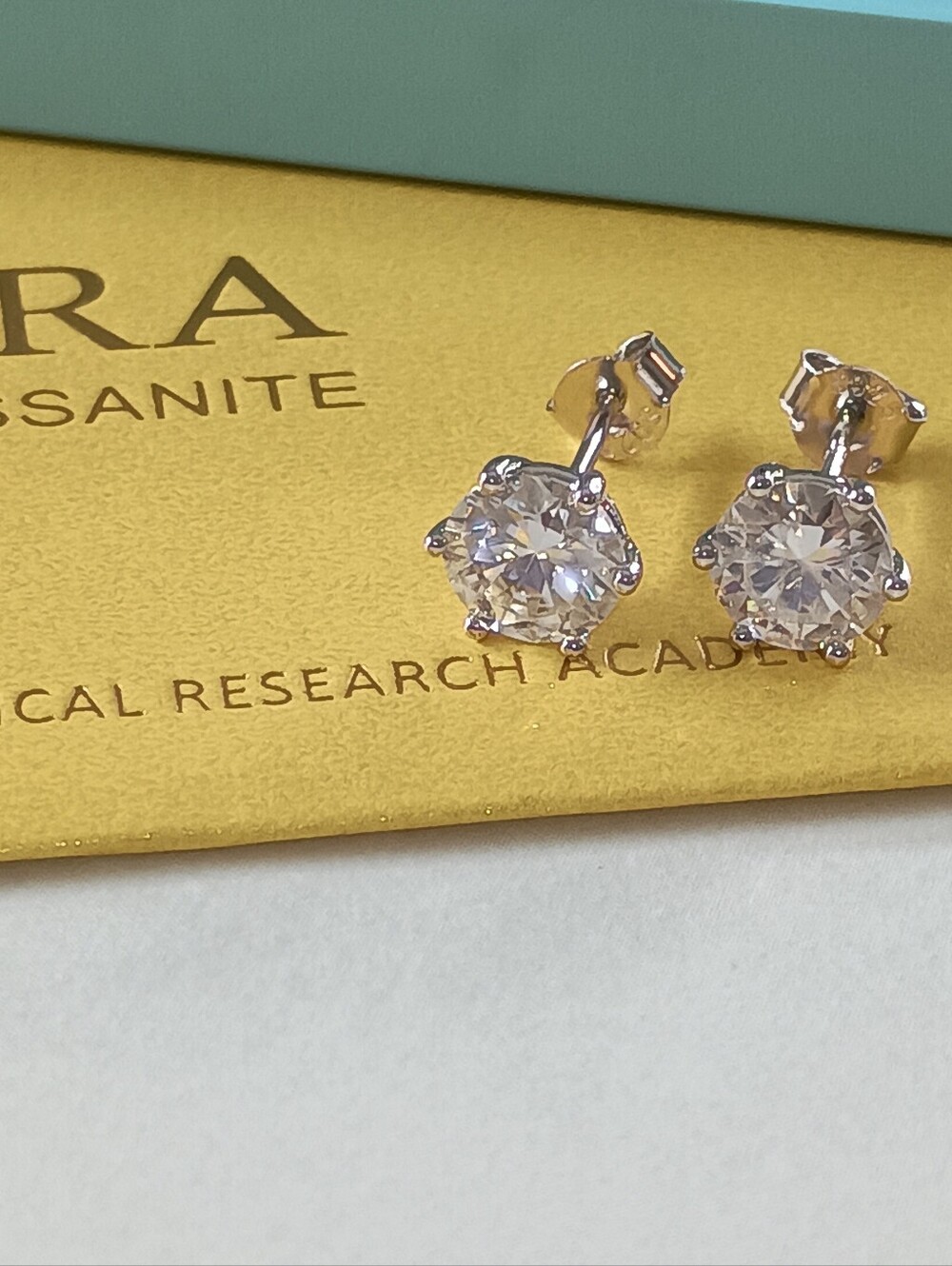 2CT Moissanite Prong Studs Earrings Real 925 Silver 18k G/P GRA Certificate